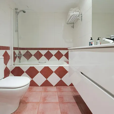 Ideal Y Acogedor Bengoetxea En Pleno Centro De Donostia - * Сан-Себастьян