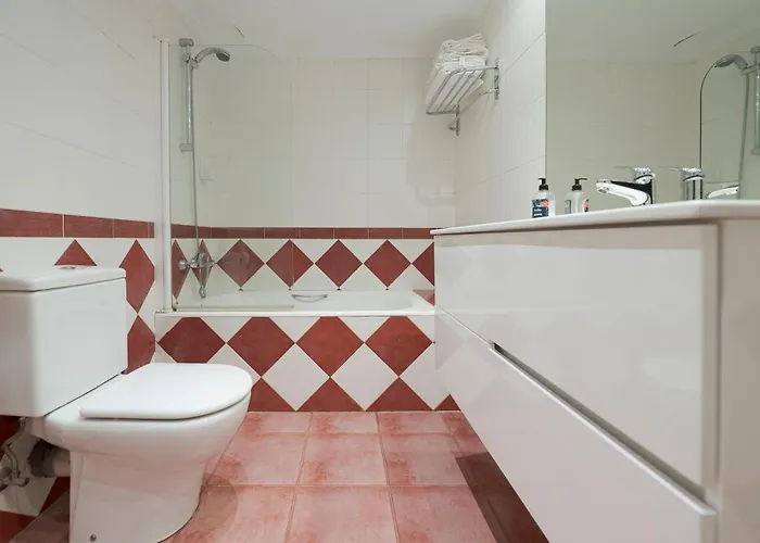 Ideal Y Acogedor Bengoetxea En Pleno Centro De Donostia - * San Sebastián